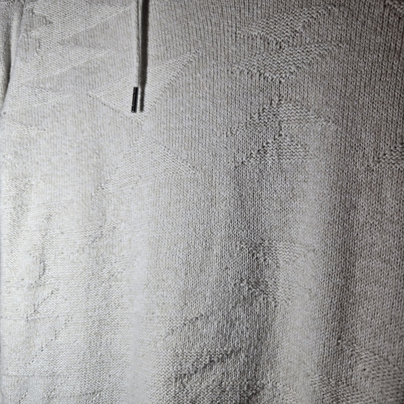 American Eagle Outfitters Cream V-Neck Hooded Sweater Size Small - Picture 6 of 8